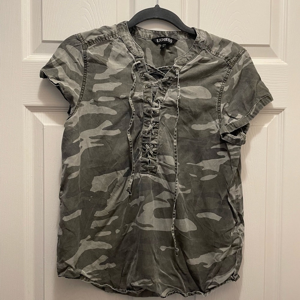 Express camo smock shirt
